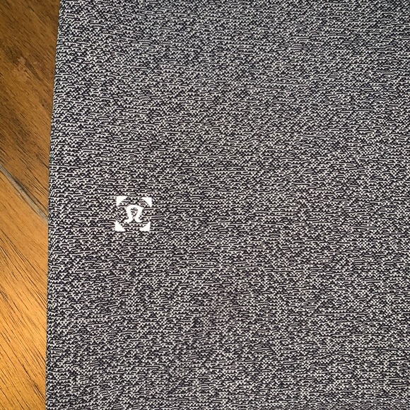 Lululemon Metal Vent Zip Up Hoodie - Picture 4 of 4